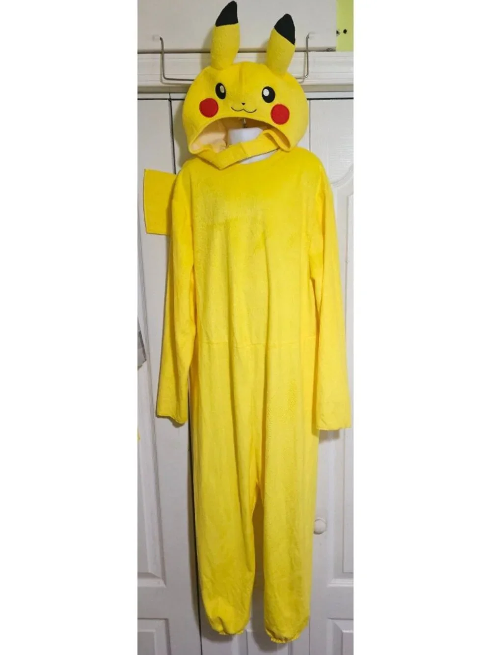 Pokemon Pikachu Classic Costume Kids 4-6 Attached Tail Soft Hood Halloween
